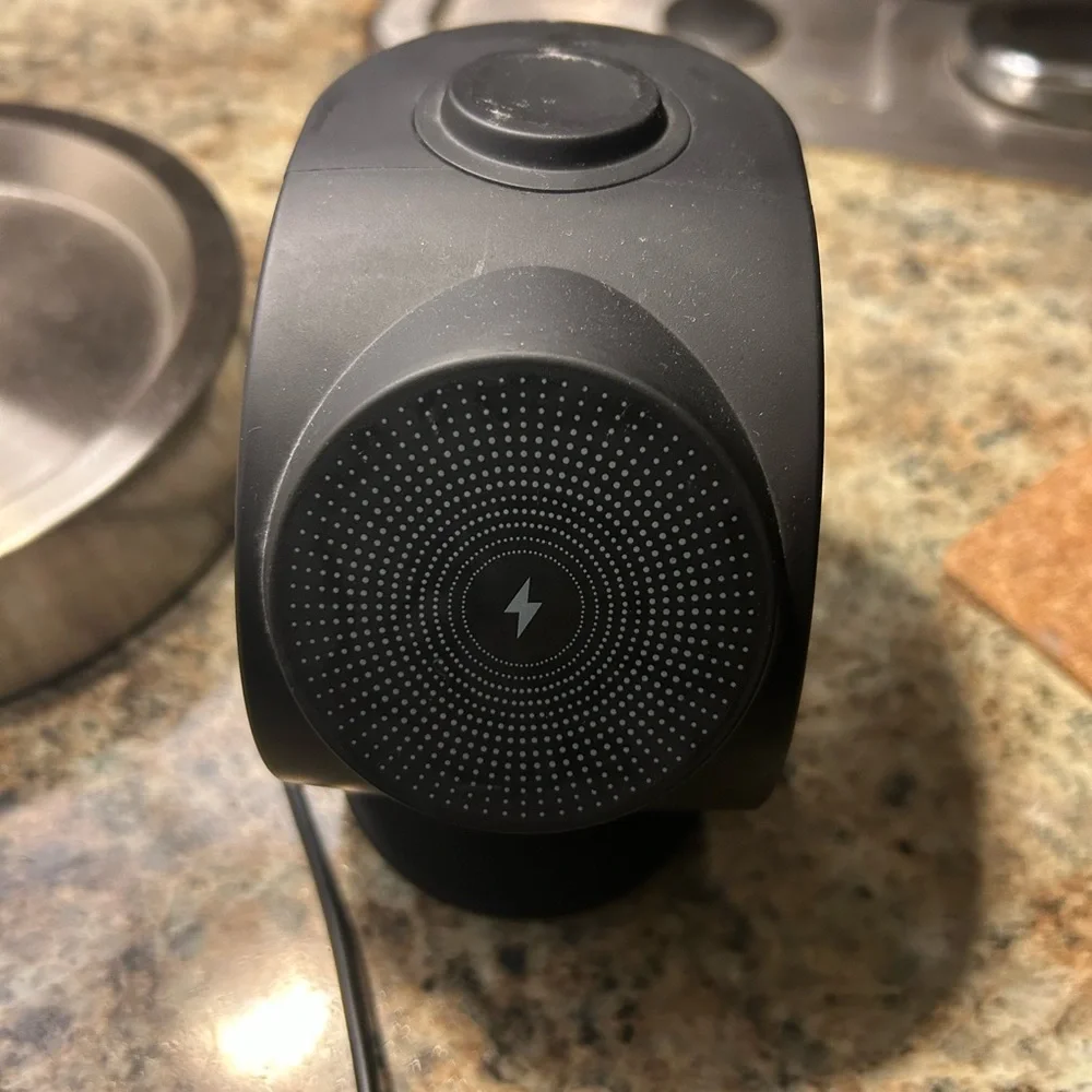 Black Wireless Charging Stand w/ charger cord